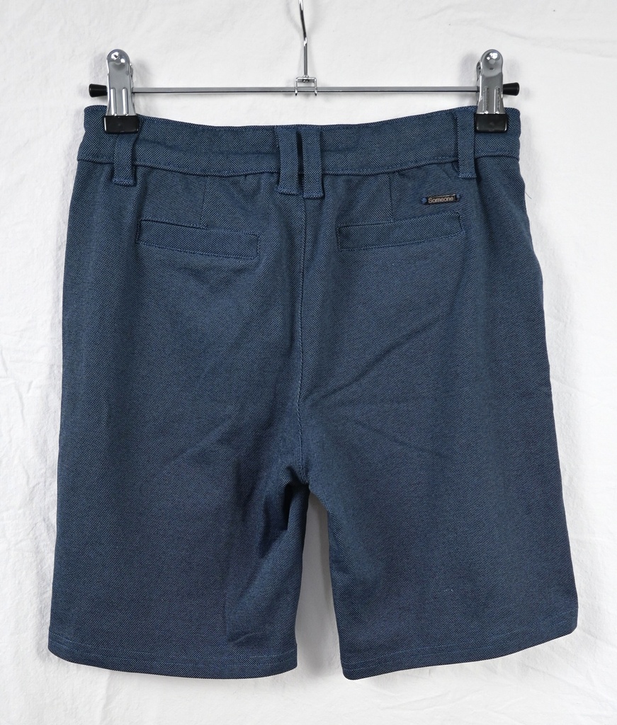 Short, Someone, 9 jaar - Extra 1