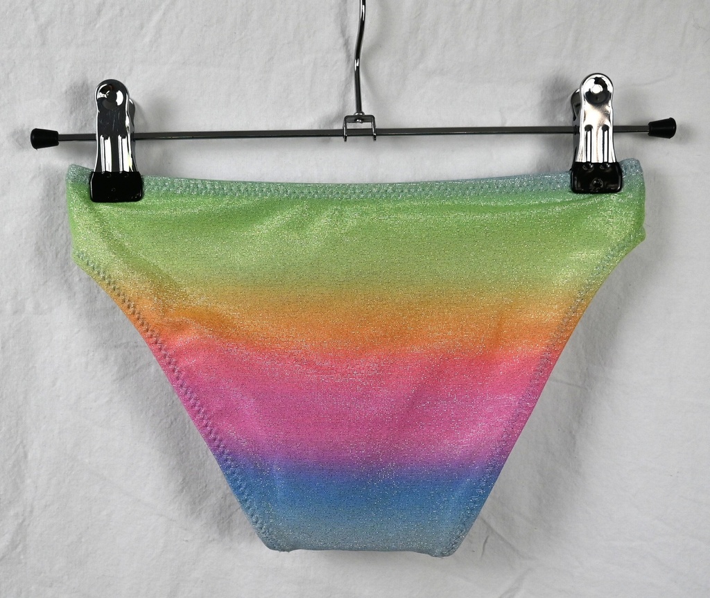 Bikini, Hundred Pieces, 8 jaar - Extra 1