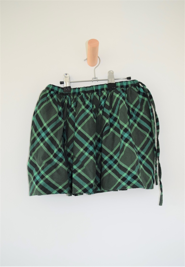 [SDE026] Rokje, Maan, 8 jaar