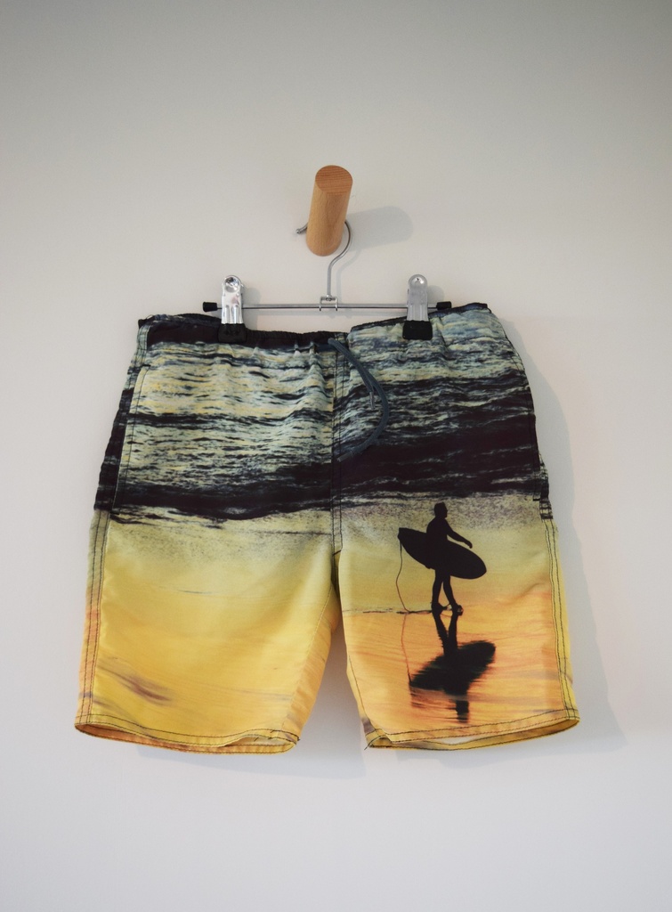 [RVH044] Zwemshort, Finger in the nose, 8 jaar