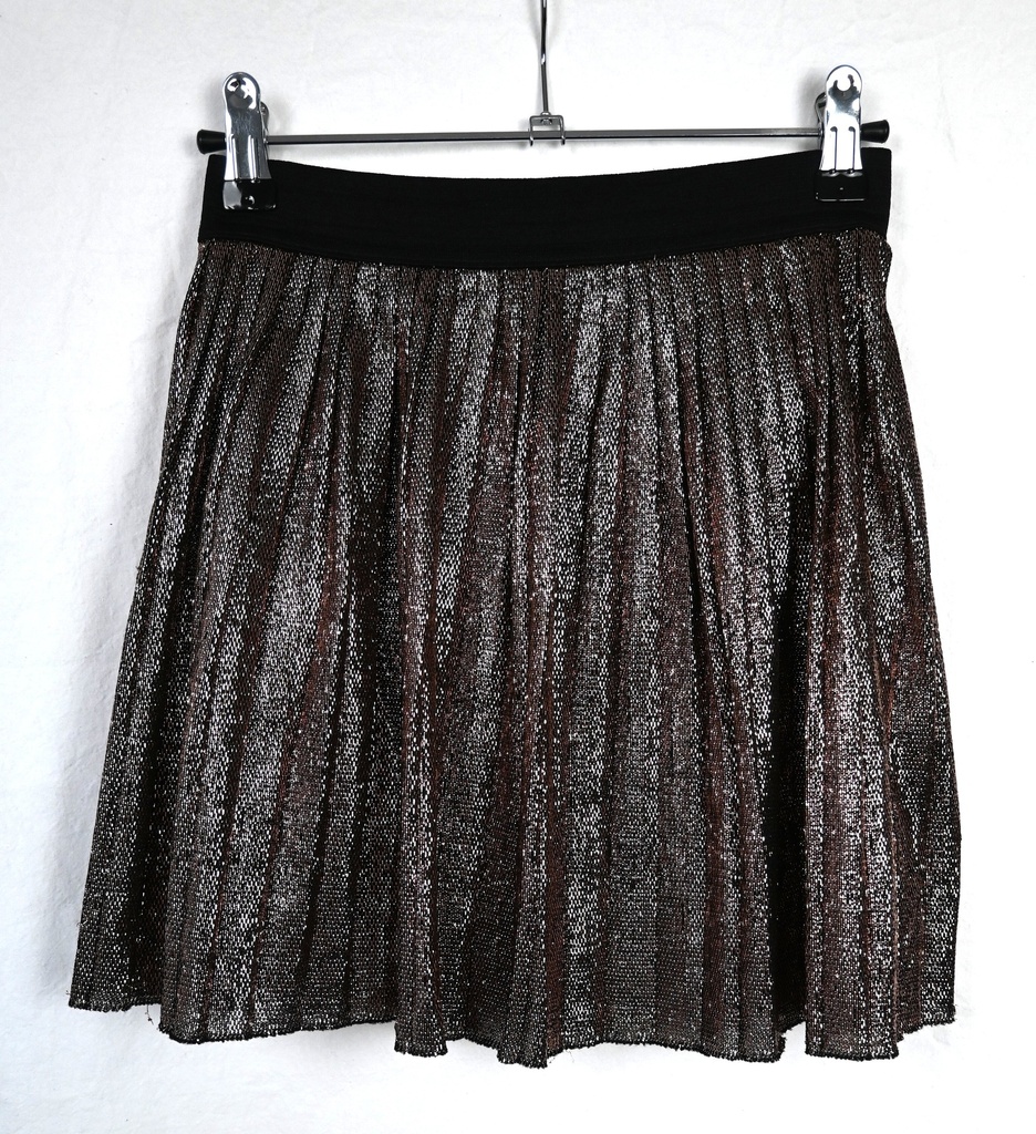 Rok, Anne Kurris, 12 jaar