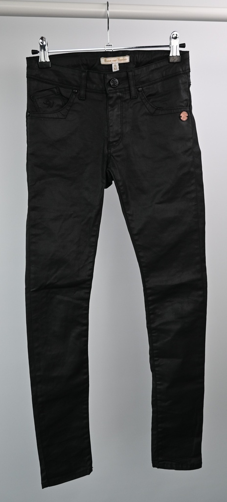 Broek, Brian and Nephew, 12 jaar