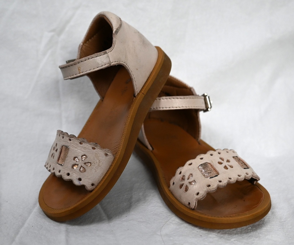 [YMI060] Sandalen, Pom d'Api, 22