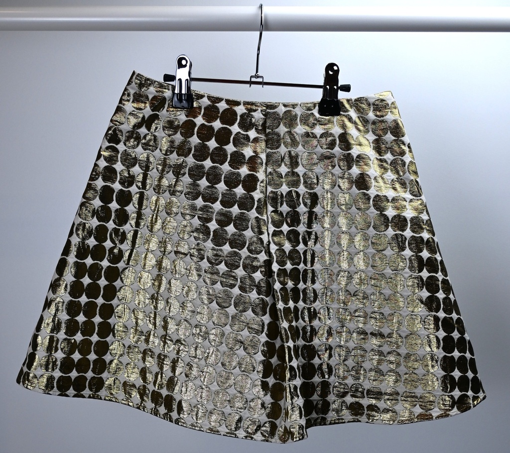 Rok, Etiket, 10 jaar