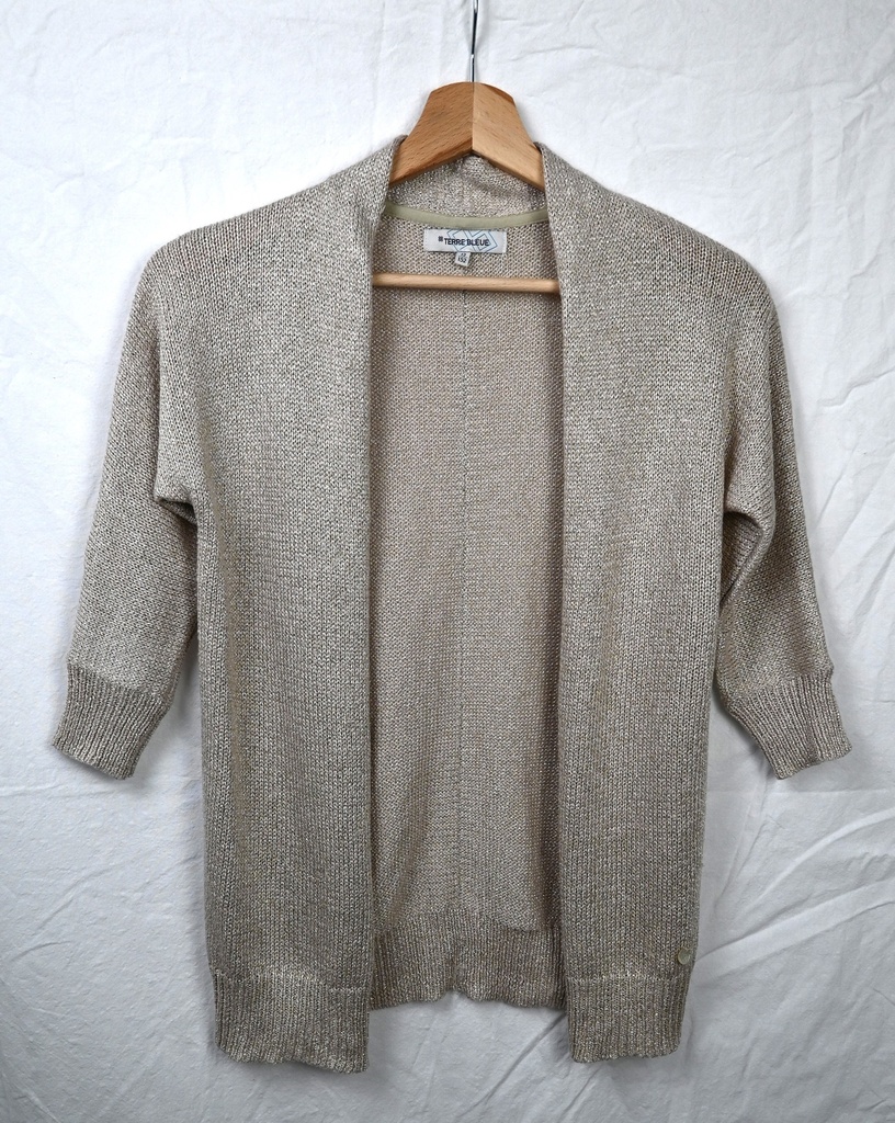 Cardigan, Terre Bleue, 12 jaar