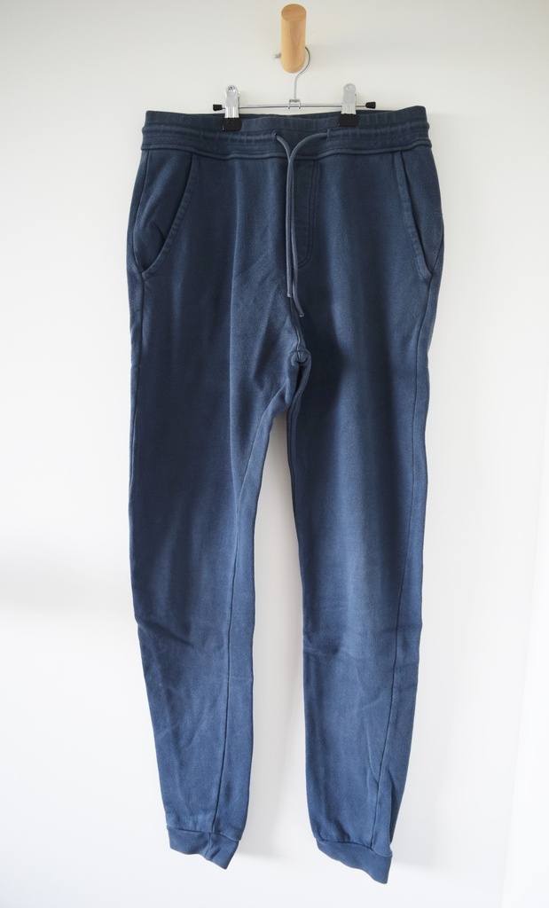 [LFI040] Joggingbroek, Finger in the Nose, 16 jaar