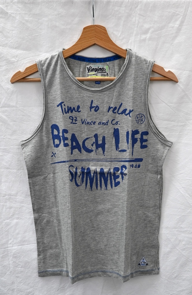 [KVM069] T-shirt, Vingino, 14 jaar