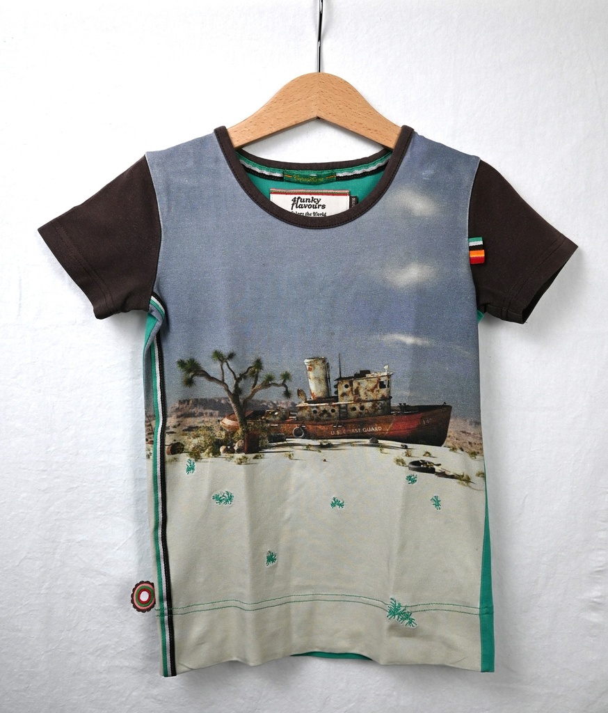 T-shirt, 4 funky flavours, 5/6 jaar