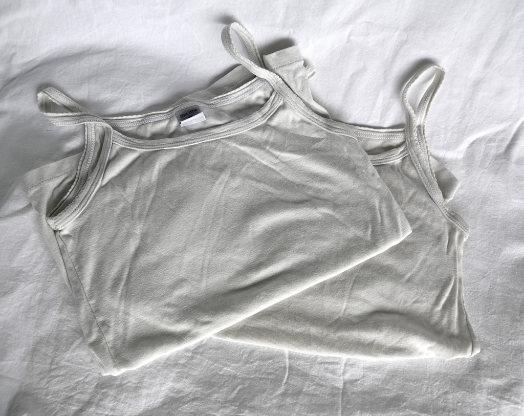 [KPA011] Set van 2 onderhemdjes, Petit Bateau, 12 jaar