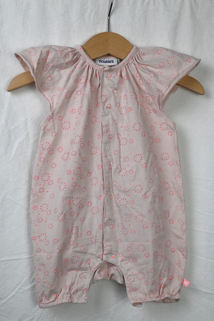 [IWE008] Playsuit, Noukie's, 9 maanden