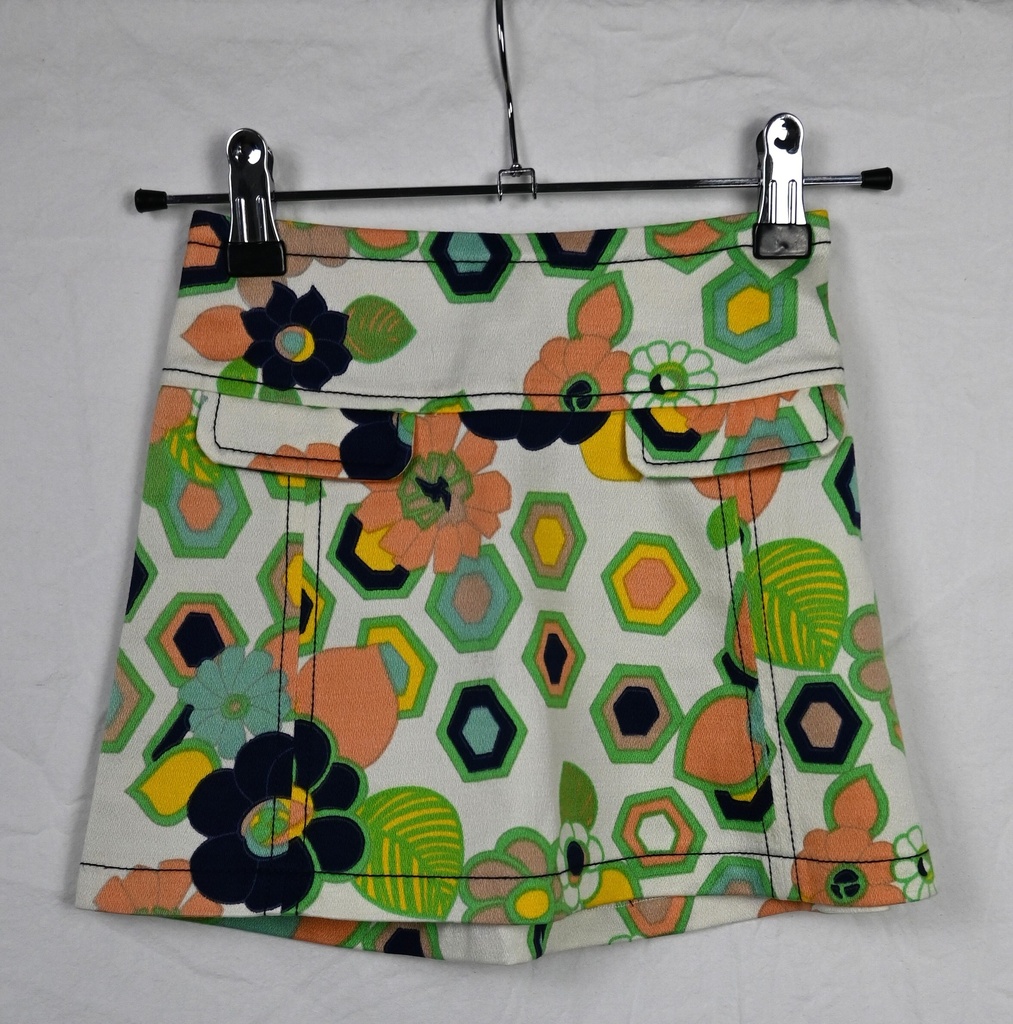 Rok, Assemblé, 6 jaar - PI