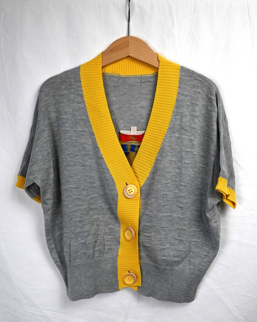 [EDK059] Dunne cardigan met kort mouw, Essentiel, 8 jaar