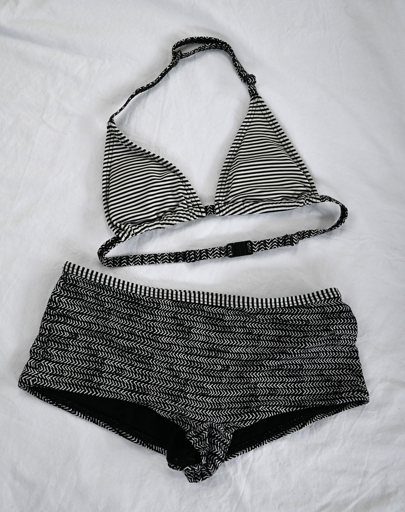 [EDK008] Bikini, O'Neill, 10 jaar