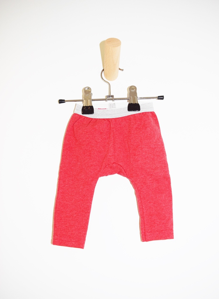 [TIC028] Broekje, Bess, 56